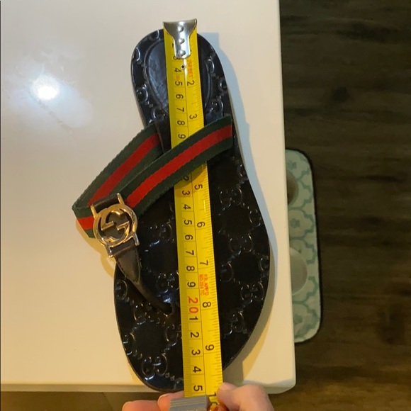 ❌❌Sold❌❌ size  7 Gucci Sandals - Picture 5 of 5